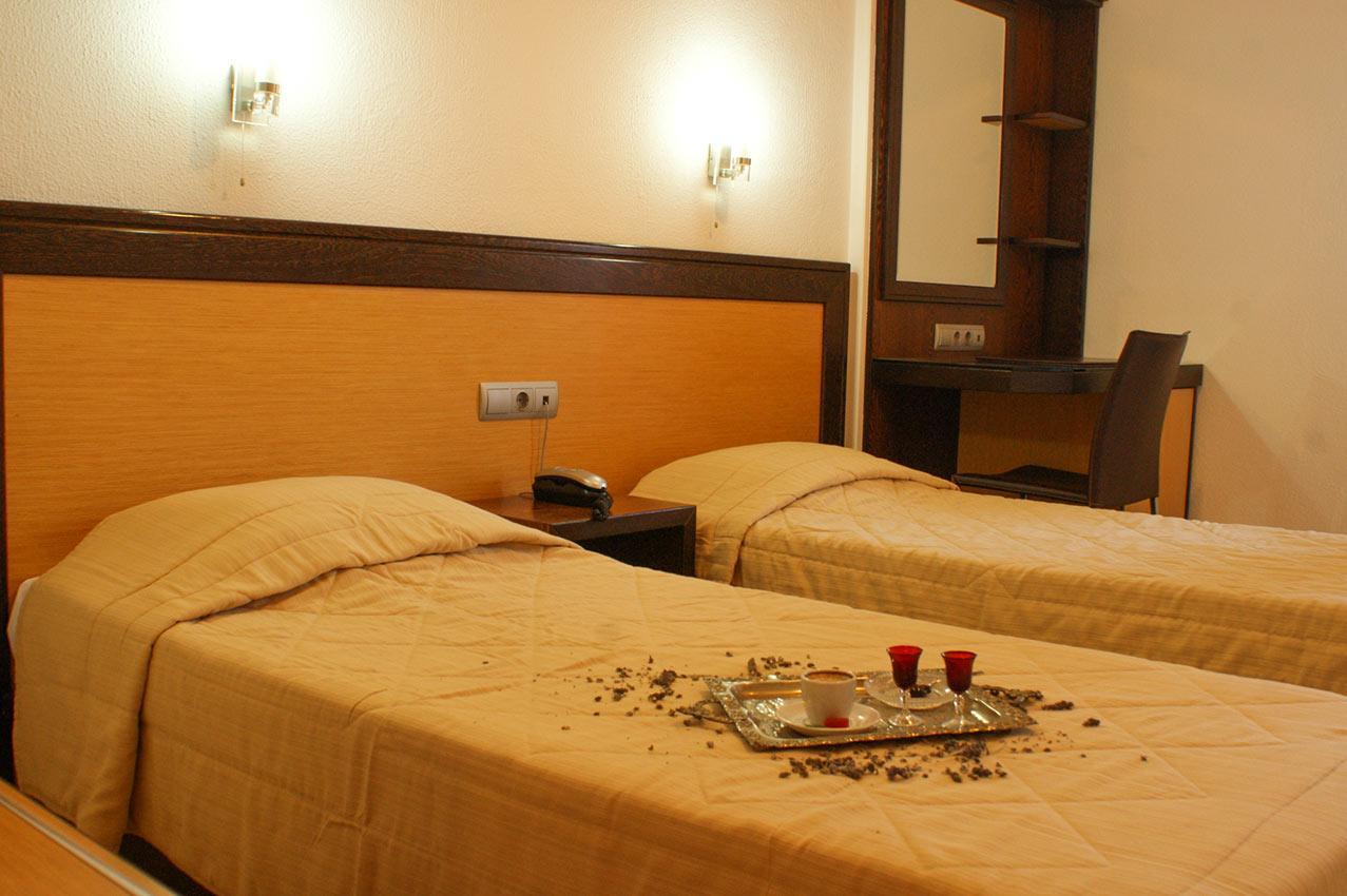 Aposperides Hotel Livadi  المظهر الخارجي الصورة